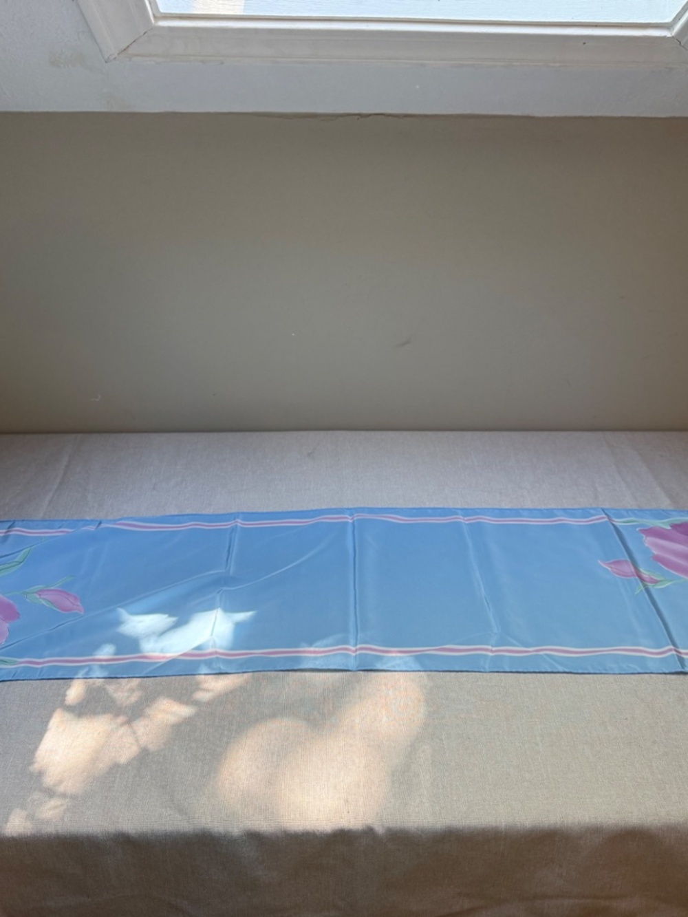 Long Vintage Veresa by Vera Neumann Pastel Tulip Scarf - Picture 4 of 11